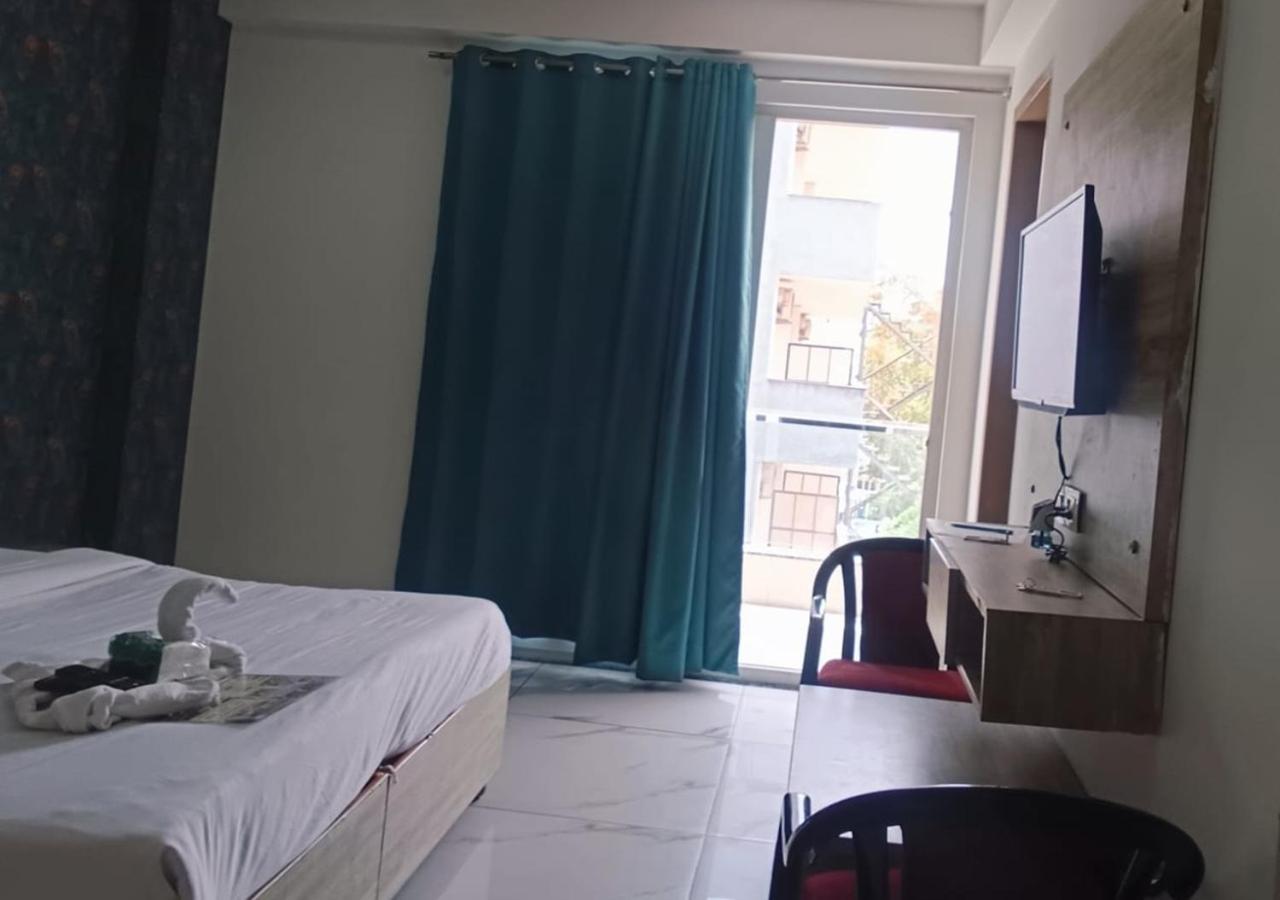 Akshay Dream Stay Gurgaon Bagian luar foto