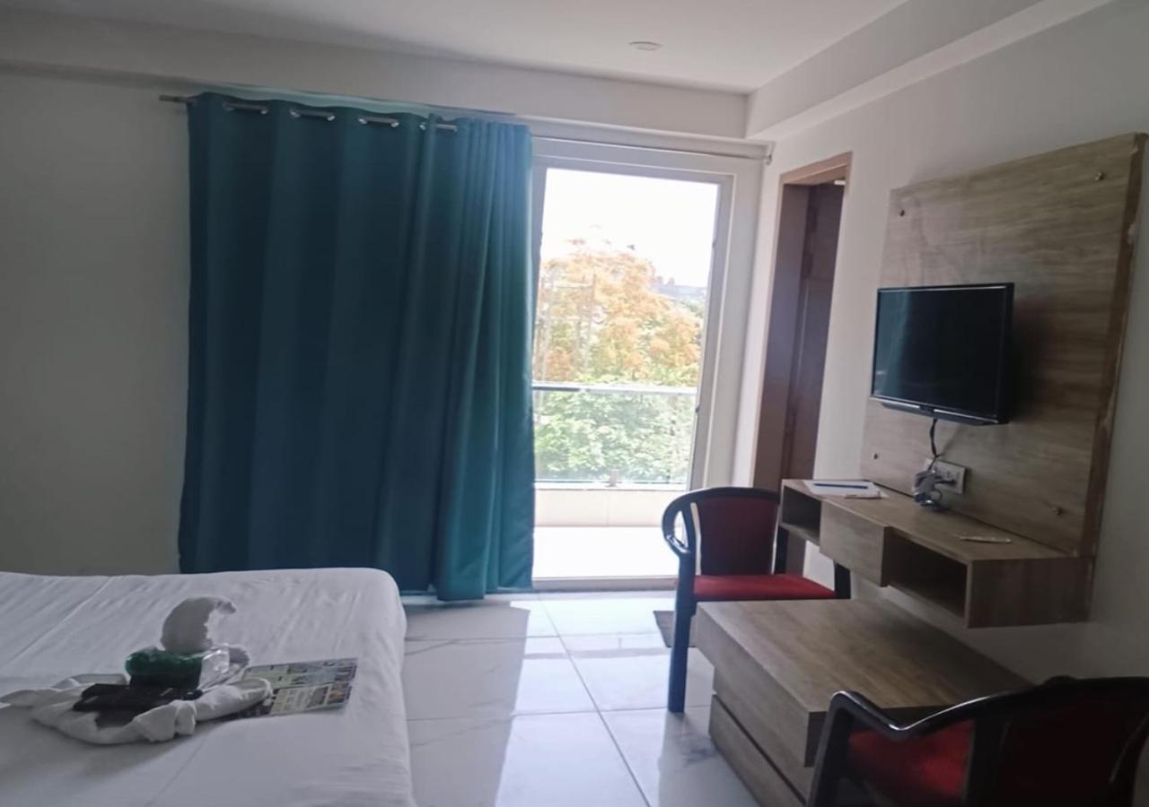 Akshay Dream Stay Gurgaon Bagian luar foto